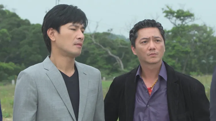 藍葦華（右）及傅子純跟江俊翰有不少對手戲。民視提供