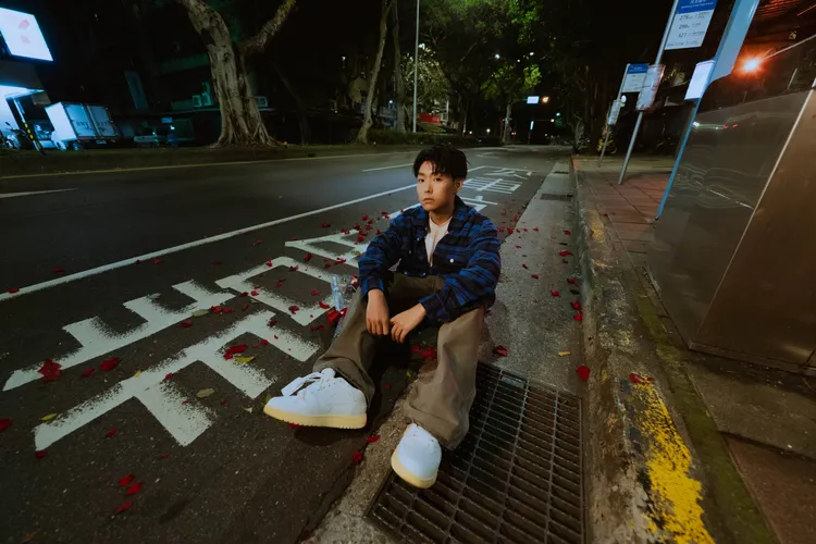 孫王力推出新歌《這首歌沒有意義》。環球音樂提供