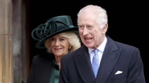 定心丸！英王查爾斯三世微笑出席復活節禮拜　罹癌後露面受矚目