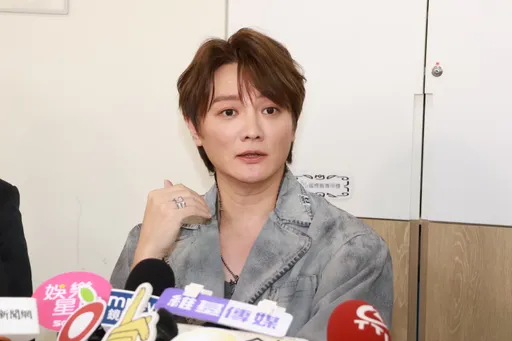 愛妻花花涉毒身心亮紅燈 阿沁首露面曝她近況:我一肩扛