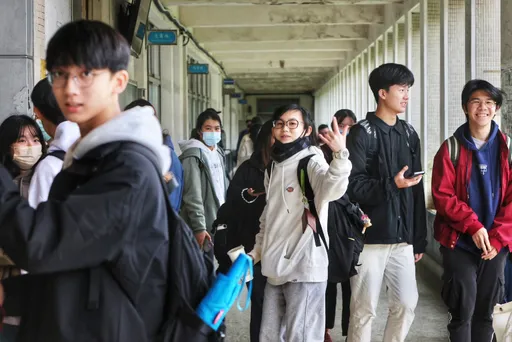統測明登場!遇地震「3處理方式」 手機響警報算違規