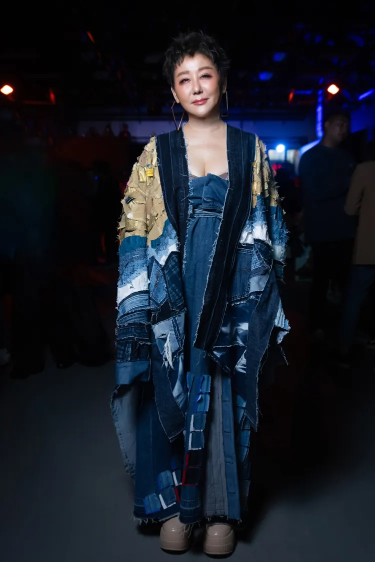 藍心湄換上STORY WEAR爆乳裝出席開幕秀。台北時裝周提供