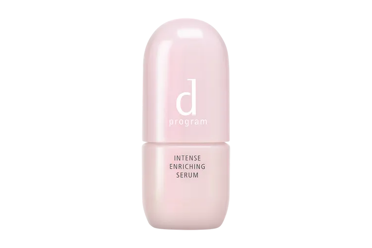 Lily最愛的「集就小粉瓶」保濕修護精華，45ml／1300元。品牌提供