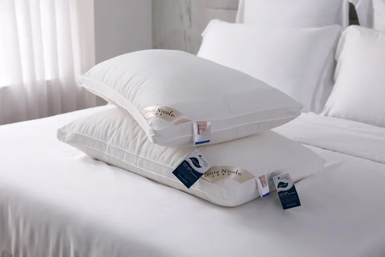 七件組套組的可水洗七孔枕。業者提供