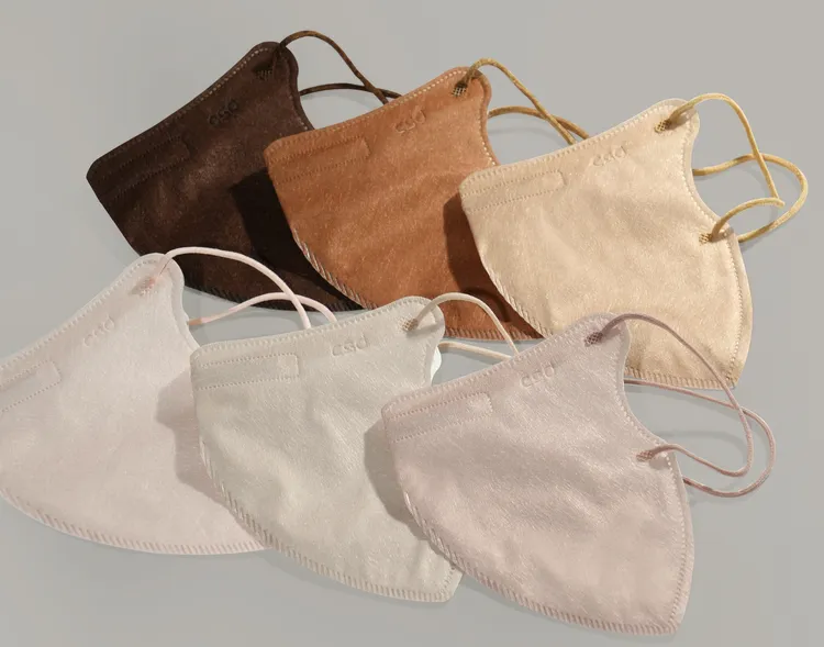 新上市的「Purely Nude」祼度3D口罩，精選10度裸至85度裸等六個色度。中衛提供