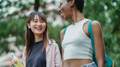 文組學士如何年薪百萬? 職場前輩推「兩行業」忍痛達標