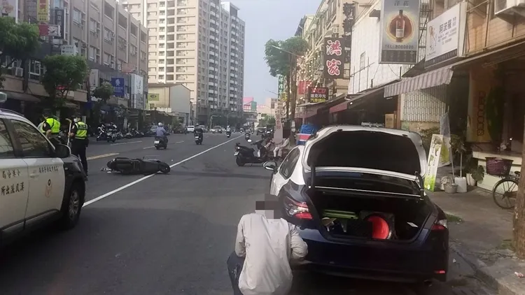 騎士63歲洪男酒測值超標，遭函送法辦。讀者提供