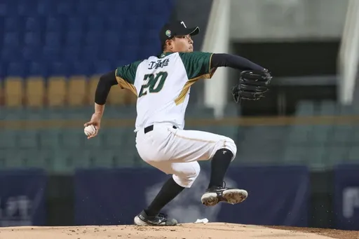 台鋼雄鷹明歷史首戰將派他先發!對上中信兄弟 票房可望再創紀錄