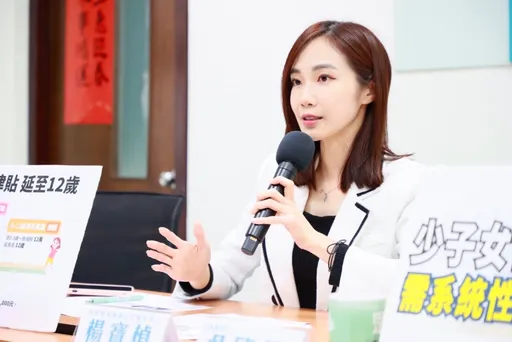 楊寶楨換披藍袍選議員?本人現身表態了