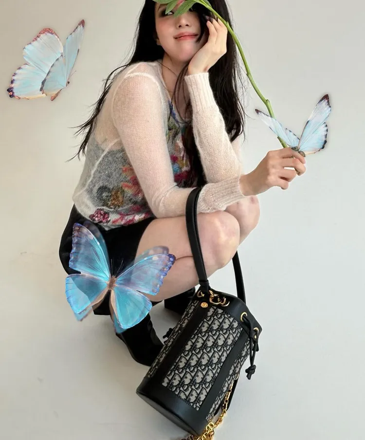 韓素希背上DIOR新款Backpack背包。品牌提供