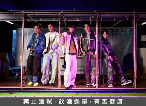 影后柯佳嬿知道嗎?! 大明星老公喝掛倒栽蔥插在樹叢