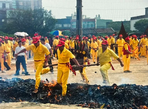 竹圍福海宮輔信王公聖誕「飛輦轎、過金火」 4/16海湖福安府登場