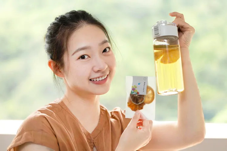 《食拾盼》果乾水讓喝水變成頂級享受。業者提供