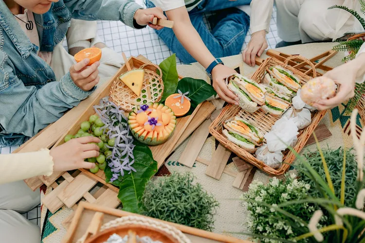 春季限定活動「野餐墊拿出來！春遊FUN風趣」。業者提供