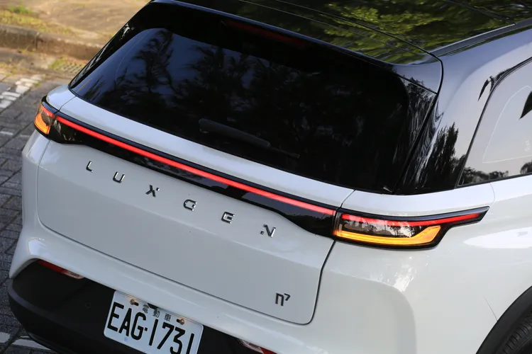 以109.9萬元到134.9萬元的價位帶而言，Luxgen n⁷確實仍是展現了高CP值的魅力。林浩昇攝