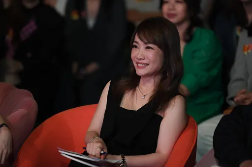 蕭彤雯轟7寶媽「要多讀書,不要只是賣東西」 嘆網紅竄太快