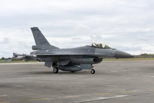 花蓮強震！空軍基地淪受災戶　8戰機輕微損傷「不影響戰備任務」