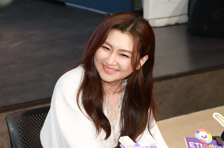 Selina被問登記曖昧回。莊宗達攝