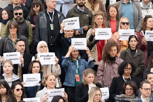 從深偽影像到死亡威脅　女記者成網路霸凌目標