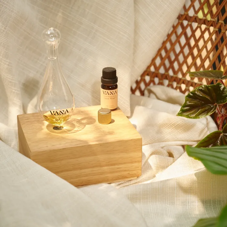 VANA Hygge no.18 實木擴香儀一般款，2980元。品牌提供