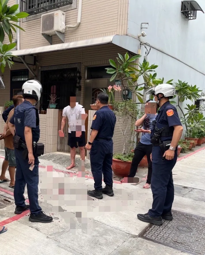 警方到場制約、逮人。警方提供