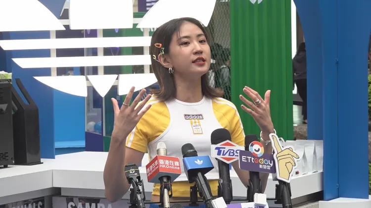 9m88私下就是adidas Originals的愛好者