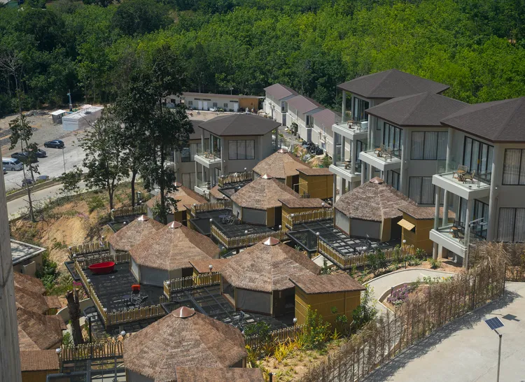 園區內正在試營運階段的住宿區。田欣雲攝