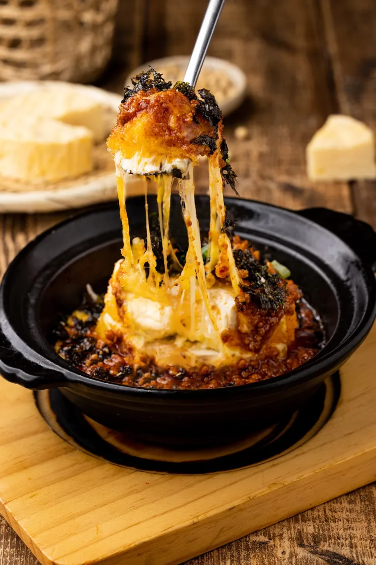 北村豆腐家黃金起司豆腐磚售價188元。業者提供