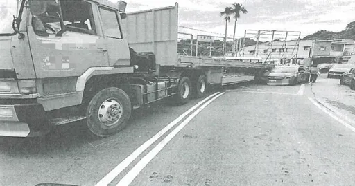 有圖｜聯結車A到賓士！「小刮痕」遭求償12萬　運將慘呼：離譜！判賠金額曝