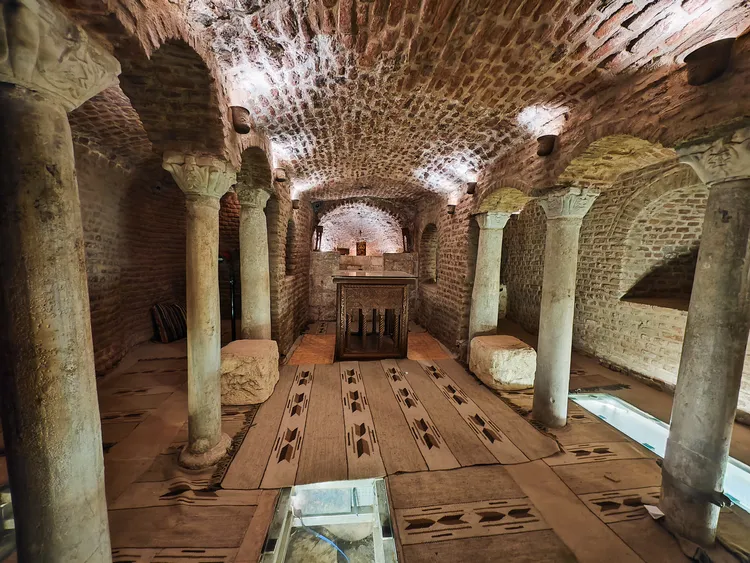 聖色爾爵巴克斯教堂地下室聖所。田欣雲攝影