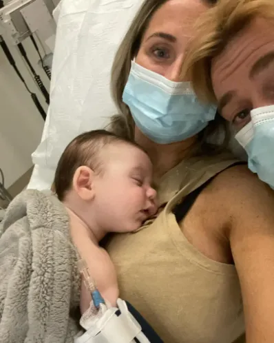 人妻靠著親友的鼓勵與支持，生下第二個寶寶。翻攝Facebook/Are We Dating the Same Guy