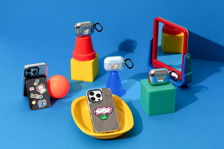 CASETiFY聯名系列涵蓋手機殼與生活配件。CASETiFY提供。