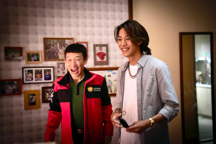 林煥鈞（右）特別演出。瀚草文創提供