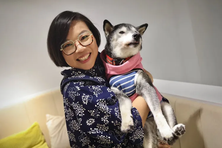 黃舒湄的最愛是愛犬「來寶」。攝影中心攝