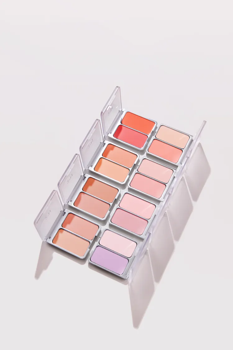 2aN摩登雙色腮紅，各490元。品牌提供