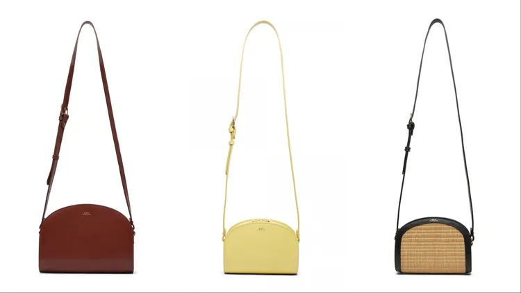榛果咖經典半月包（左起）1萬9800元、陽光黃經典迷你半月包1萬7100元、黑色編織皮革拼接迷你半月包1萬6700元。品牌提供