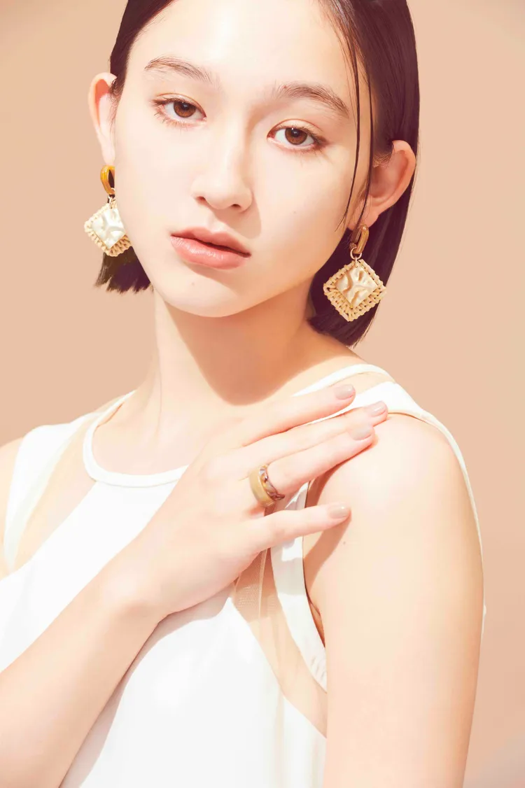 ALLIE持采濾鏡調色UV防曬乳結合防曬及潤色，打造宛如自帶美肌濾鏡的輕底妝。業者提供