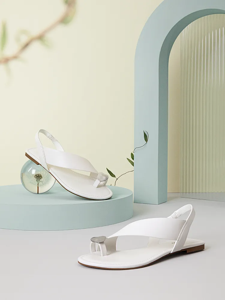 Demi環趾涼鞋，2690元。品牌提供