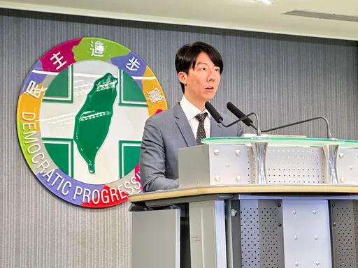 統神嗆他「王必勝X小三還能升官」不敢答! 吳崢:言論確實讓我毛骨悚然