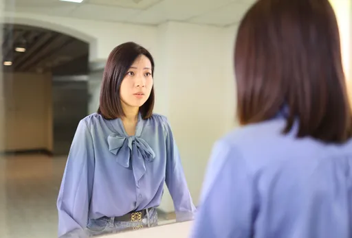 徐巧芯大頭貼換童年照宣戰側翼 喊話「生死看淡不服就幹」