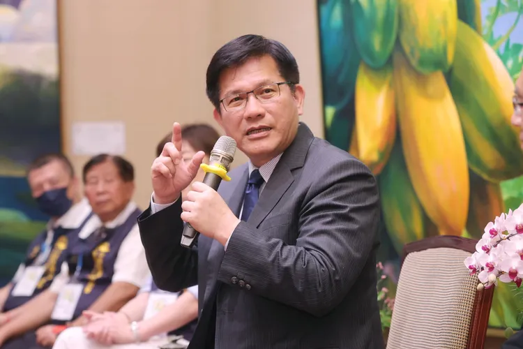 總統府秘書長林佳龍。翻攝自林佳龍臉書