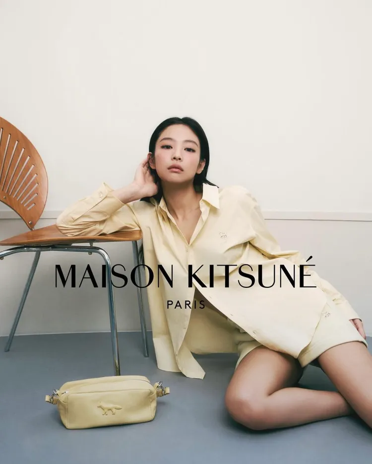 Jennie以襯衫、短褲的造型小露性感。翻攝Jennie IG