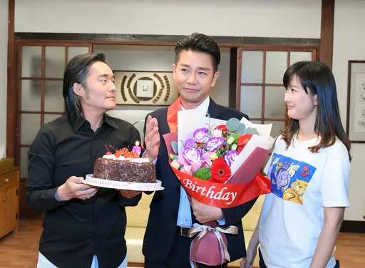 謝承均過52歲母難日 落淚許願「希望媽媽康復平安回家」