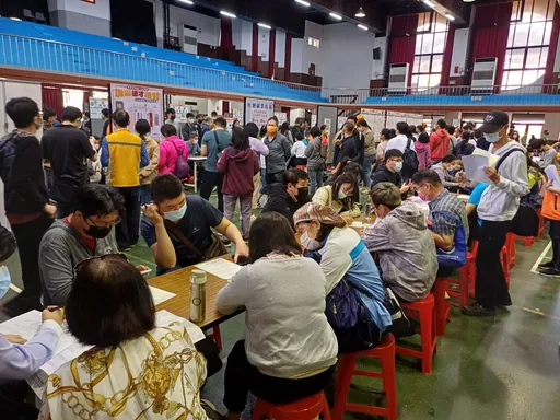 1000個工作機會等你!現場徵才 4/20左營新光三越10樓登場
