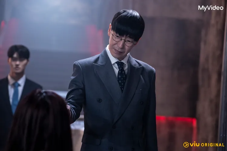 嚴基俊槍殺趙胤熙。MyVideo提供