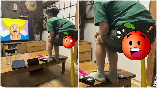 男童「屁股頂著球棒」忘情追劇 網友跪了:弟弟核心超強!