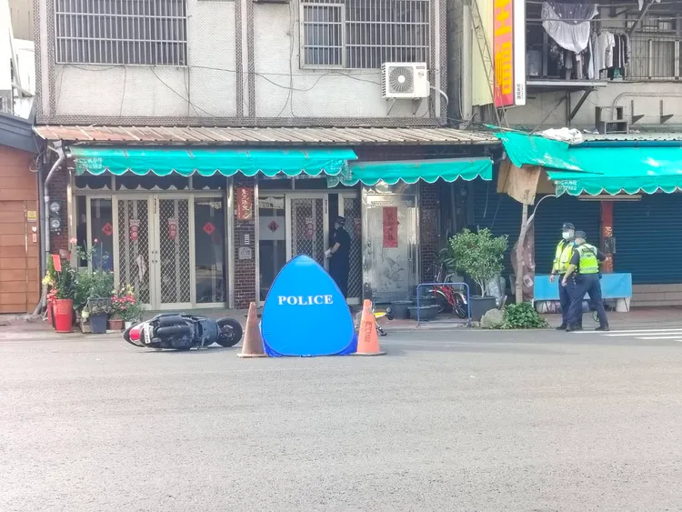 警方獲報到場處理。讀者提供