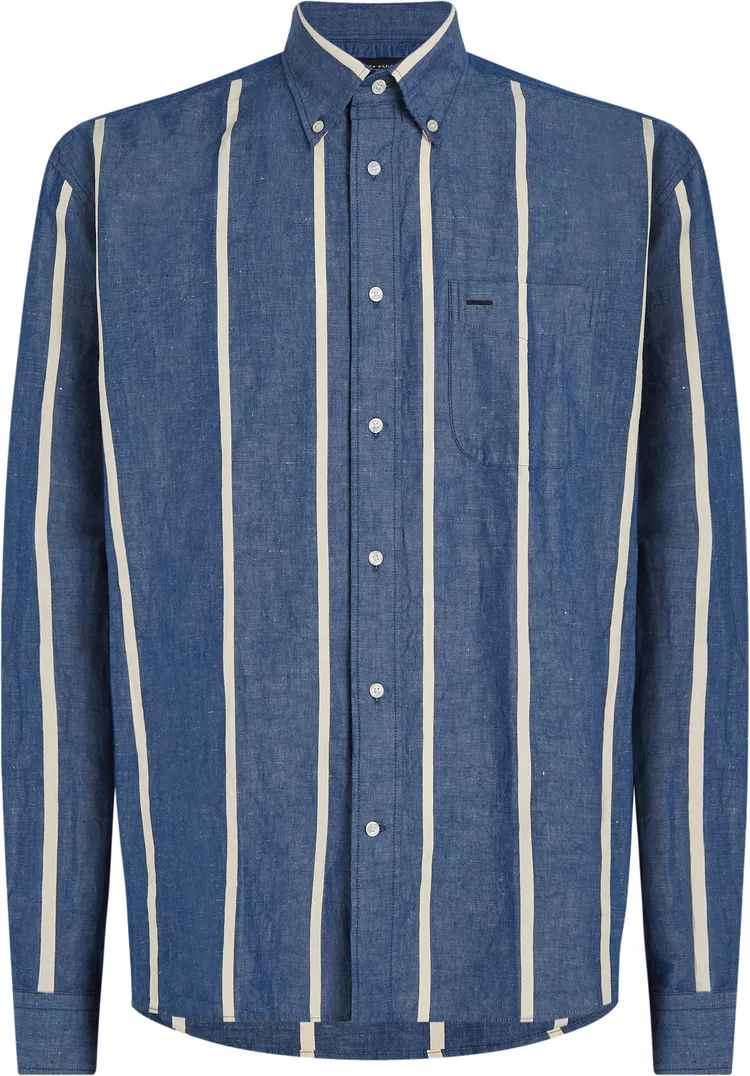 棉麻條紋長袖襯衫，5380元。品牌提供