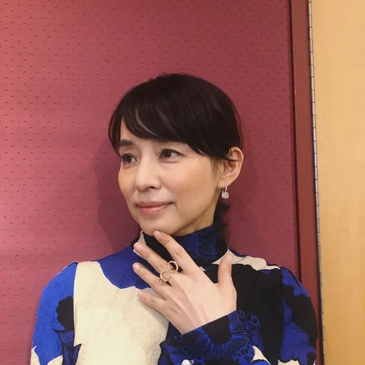 《月薪嬌妻》小阿姨搖身地產女王 擁7億房產當社長