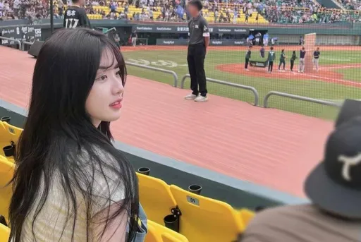 人氣啦啦隊一粒竟有個雙胞胎姊姊!超正照片曝光 網驚:是「二粒」